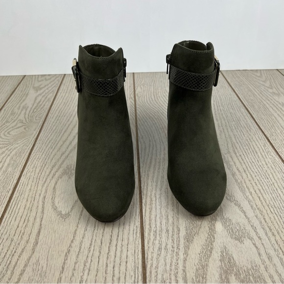Karen Scott Women's Ivyy Mixed-Media Buckle Booties 7W Olive Green $70 - Picture 2 of 9